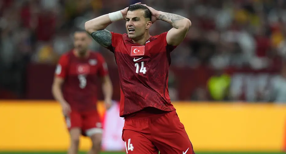 Hakan Çalhanoğlu'ndan Avustralya yenilgisi yorumu: "Bazen tokat yemek iyi gelir" - 3 Hakan Çalhanoğlu'ndan Avustralya yenilgisi yorumu: "Bazen tokat yemek iyi gelir" - 3