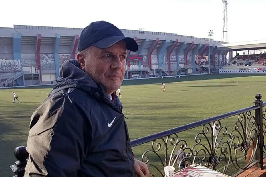 Trabzonspor'un yeni hocasını canlı yayında açıkladı: "Taraftar onu çok istiyor" - 4 Trabzonspor'un yeni hocasını canlı yayında açıkladı: "Taraftar onu çok istiyor" - 4