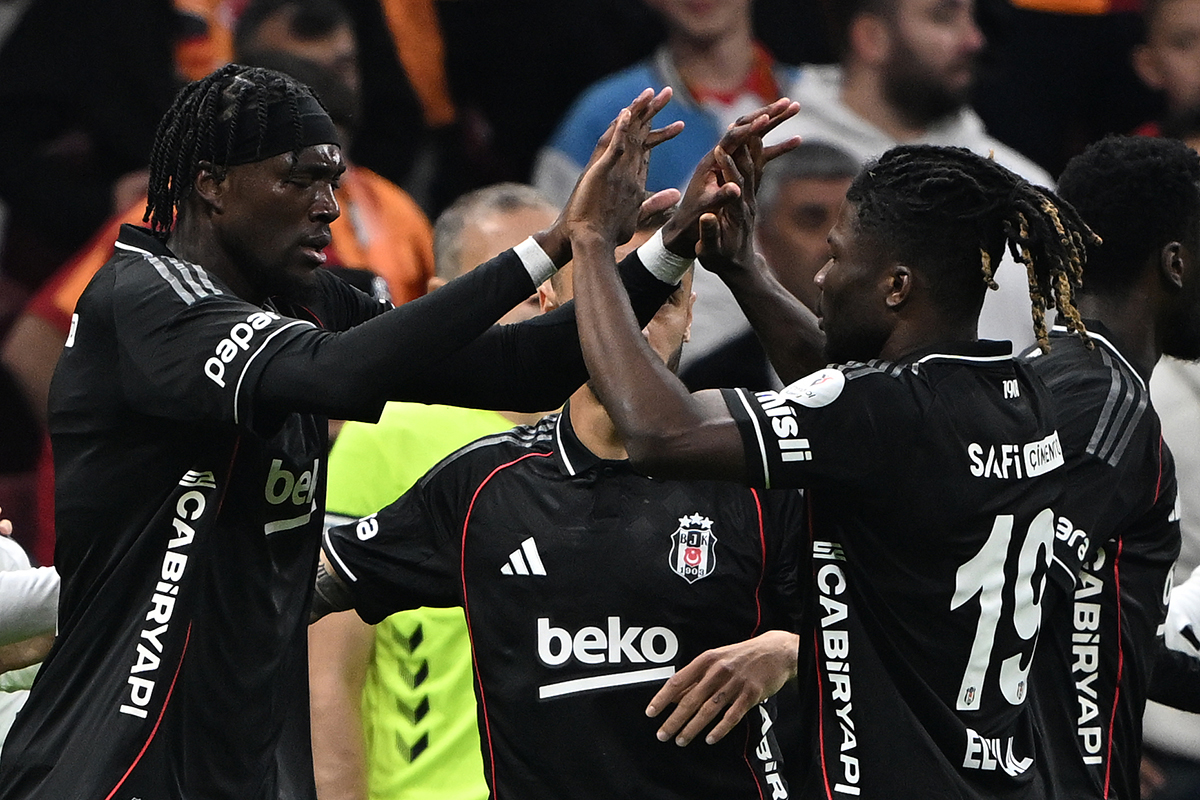 Tammy Abraham'dan derbi yorumu: "1 puandan dolayı mutlu değiliz"