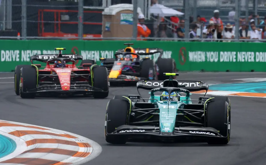 Formula 1 Miami GP'de kazanan Verstappen; kazanan Red Bull - 2