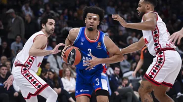 Anadolu Efes son çeyrekte Monaco'ya engel olamadı