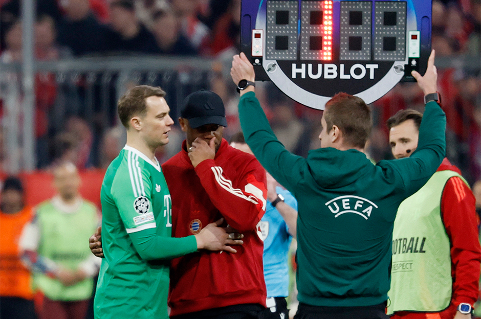 Gole sevinirken sakatlanan Neuer'in son durumu