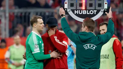 Gole sevinirken sakatlanan Neuer'in son durumu