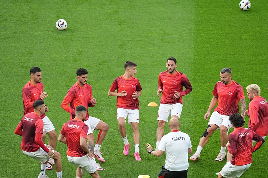 Hollanda-Türkiye maçından kareler - 2
