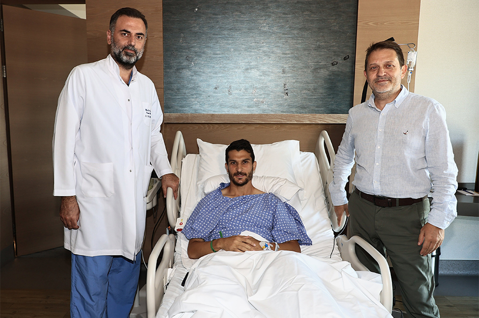 Beşiktaş'ta Necip Uysal ameliyat oldu