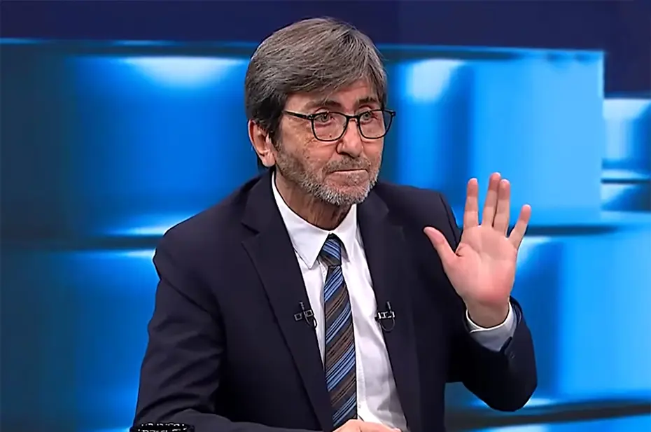 Rıdvan Dilmen maç sonrası isyan etti: "Fenerbahçe'de işi yok" - 1 Rıdvan Dilmen maç sonrası isyan etti: "Fenerbahçe'de işi yok" - 1