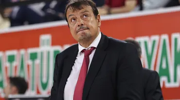 Ergin Ataman gözyaşlarını tutamadı
