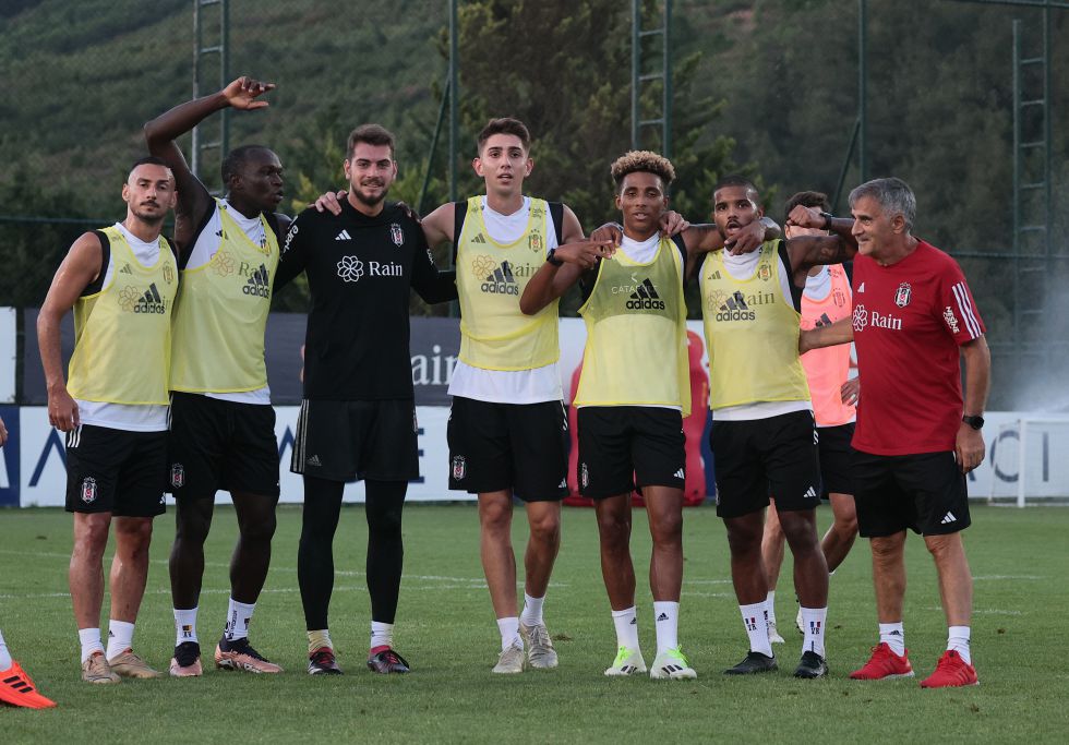 Beşiktaş, Neftçi Bakü maçının hazırlıklarını sürdürdü