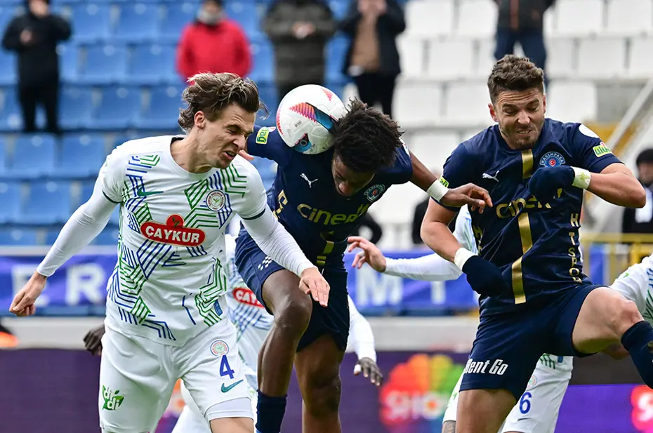 Samet Akaydin'den Fenerbahçe günlerine dair olay sözler: "Hiçbir maça rahat çıkmadım" - 2