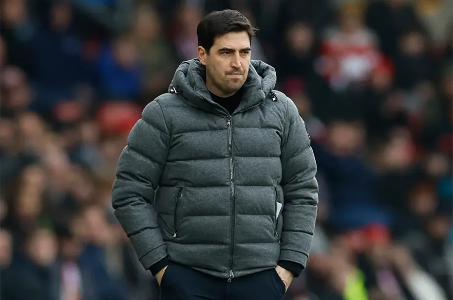 FLAŞ: Şampiyon teknik direktörün yerine Jose Mourinho - 7