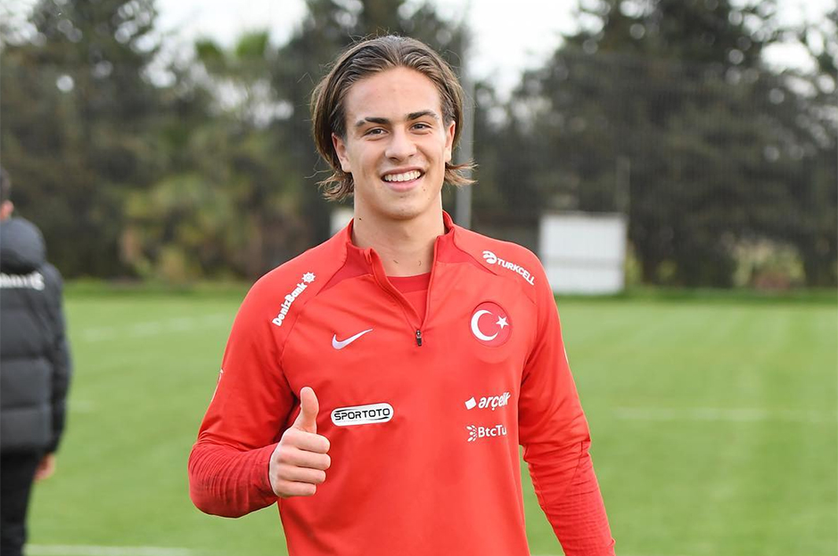 Kenan Yıldız: "Juventus'ta A takıma çıkma şansım var"