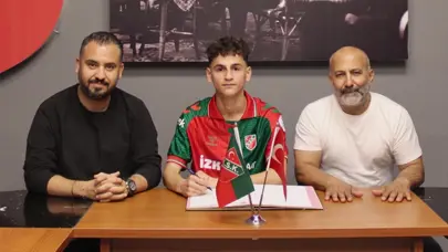 Fenerbahçe'nin radarına girmesi için sadece 3 maç yetti! Trabzonspor transfer edememişti Fenerbahçe'nin radarına girmesi için sadece 3 maç yetti! Trabzonspor transfer edememişti