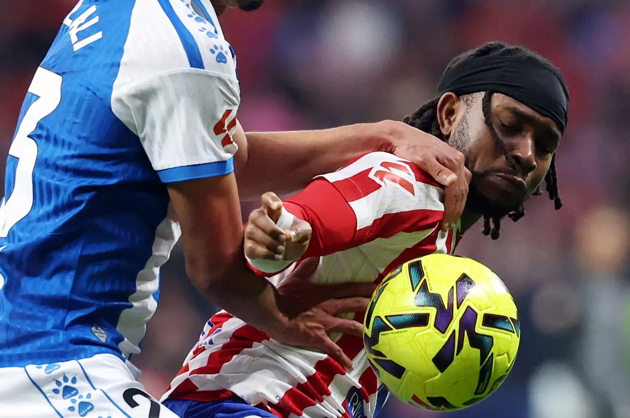 Ademola Lookman yine yaptı yapacağını! 6 gollü maça damgasını vurdu