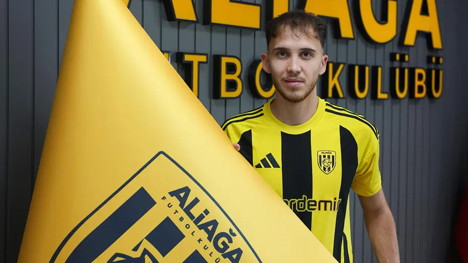 Beşiktaş'ta ayrılık resmileşti! Yeni takımıyla 3 yıllık sözleşme imzaladı - 2