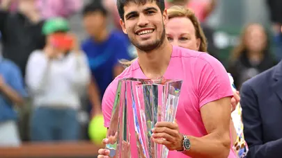 Alcaraz eski dünya 1 numarasını yendi: Nadal ve Federer'in ardından üçüncü oldu