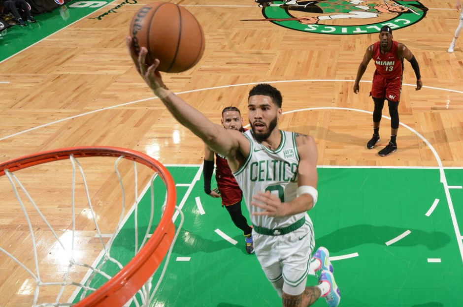 Boston Celtics play-off serisine kazanarak başladı