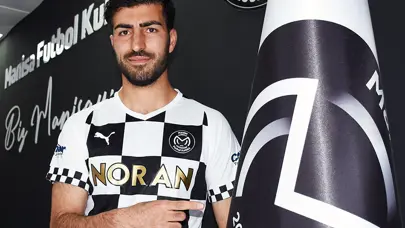 Manisa FK, Kaiserslautern'in golcüsünü aldı