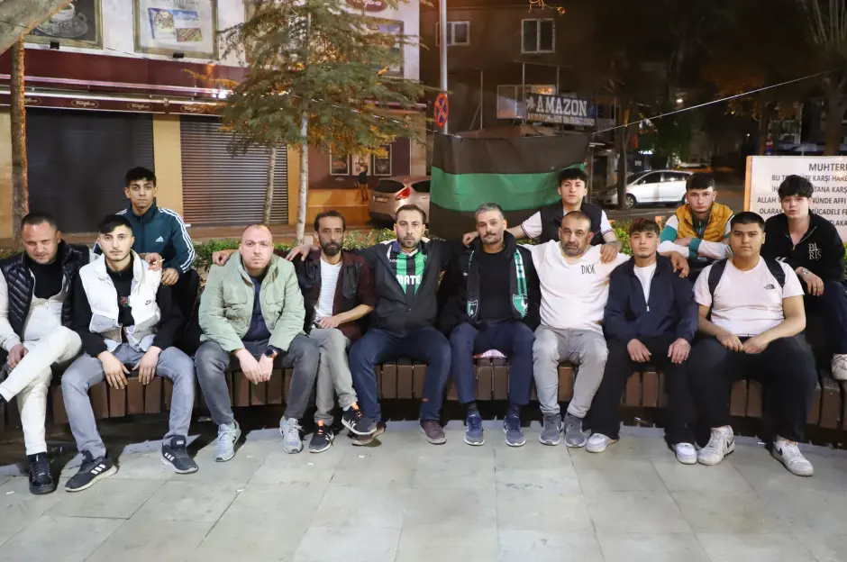 Türk futbolunda tarihi eylem: Başkan açlık grevine başladı