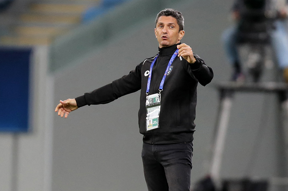 Razvan Lucescu imzayı attı