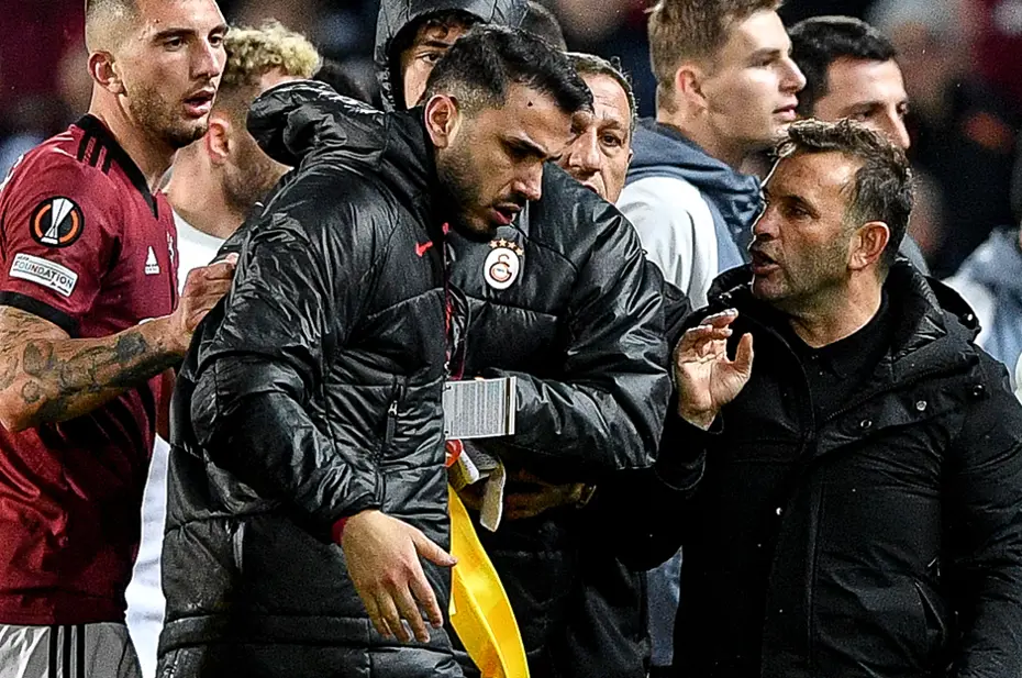 Galatasaray maçı Çekya'da manşetlerde: "Sparta Prag Türklere gerçek futbol cehennemini gösterdi" - 7 Galatasaray maçı Çekya'da manşetlerde: "Sparta Prag Türklere gerçek futbol cehennemini gösterdi" - 7