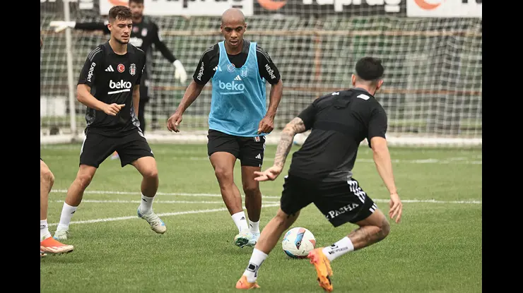 Van Bronckhorst 10 ismi belirledi, 1 formaya 3 aday kaldı - 2
