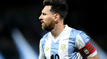 Lionel Messi'nin rekoru egale ettiği maçta Arjantin 3 puanı tek golle aldı