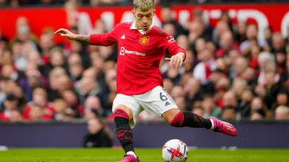 Manchester United 2 ismin sakatlandığını açıkladı