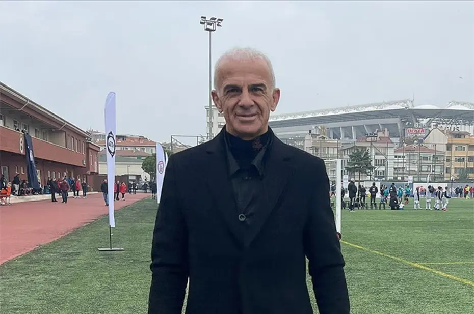 Fenerbahçe'den yoğun bakıma kaldırılan Oğuz Çetin için geçmiş olsun mesajı - 3