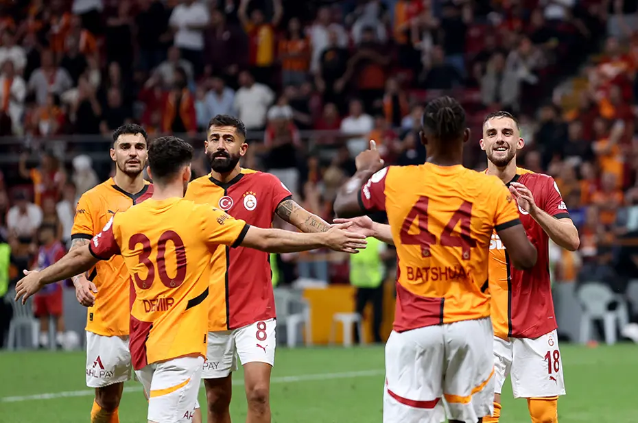 "Galatasaray-Rize maçının tekrarını mı yayınladınız?" | Spor yazarları Galatasaray için ne dedi? - 3