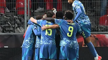 Wout Weghorst deplasmanda 3 puanı kurtardı: 7 gollü düello Ajax'ın