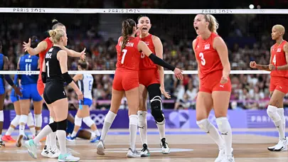 SON DAKİKA | 2026 Kadınlar Avrupa Voleybol Şampiyonası Türkiye'de yapılacak