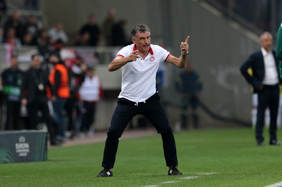 Fenerbahçe'nin rakibi Olympiakos'ta teknik direktör gelişmesi