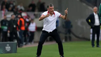 Fenerbahçe'nin rakibi Olympiakos'ta teknik direktör gelişmesi