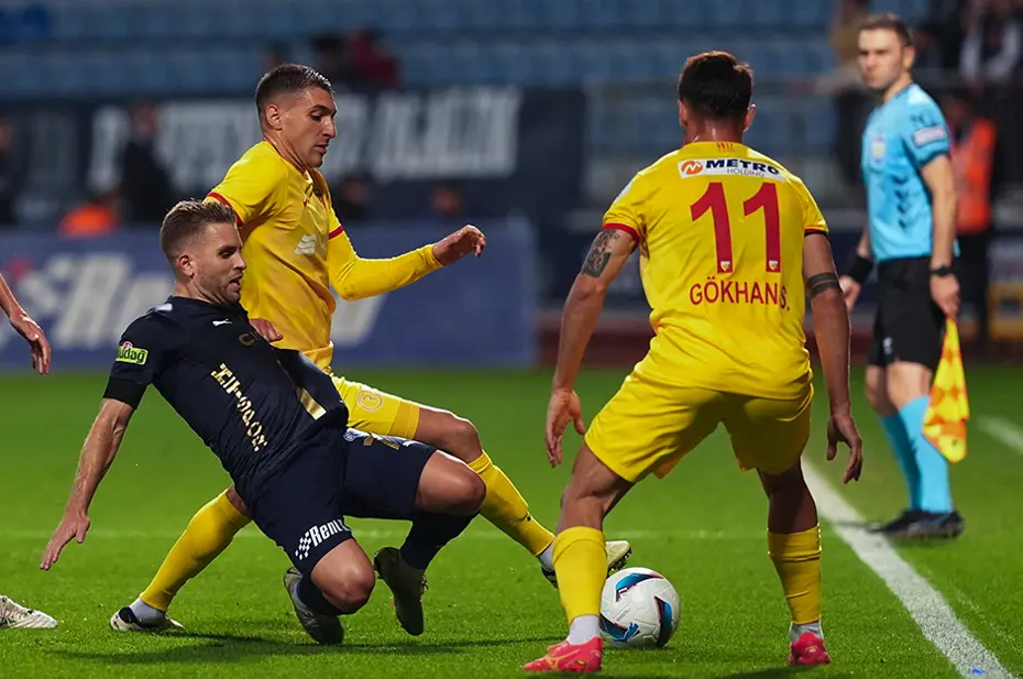 Süper Lig'de penaltı raporu: En çok Galatasaray'ın aleyhine penaltı verildi, en çok Beşiktaş penaltı kazandı - 21