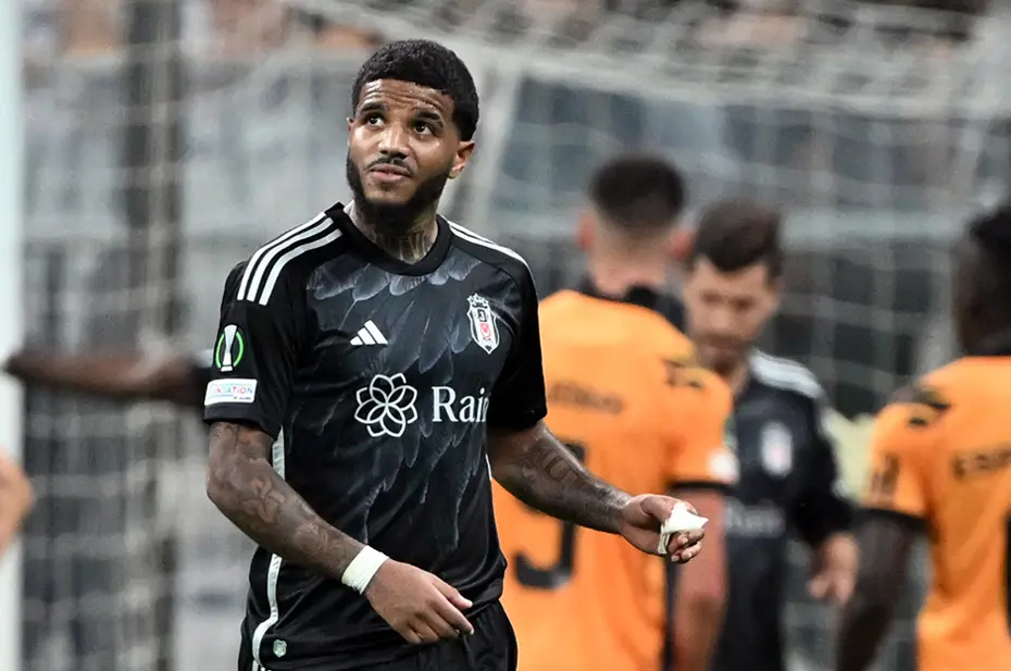 Valentin Rosier'e Farioli ilgisi: Kadro dışı bırakılan futbolcuyla takas önerisi - 1