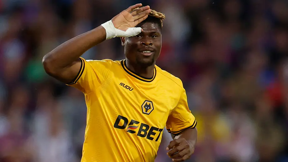 Sergen Yalçın tek görüşmeyle işi bitirdi, Beşiktaş 15 milyon euroyu masaya koydu - 4 Sergen Yalçın tek görüşmeyle işi bitirdi, Beşiktaş 15 milyon euroyu masaya koydu - 4