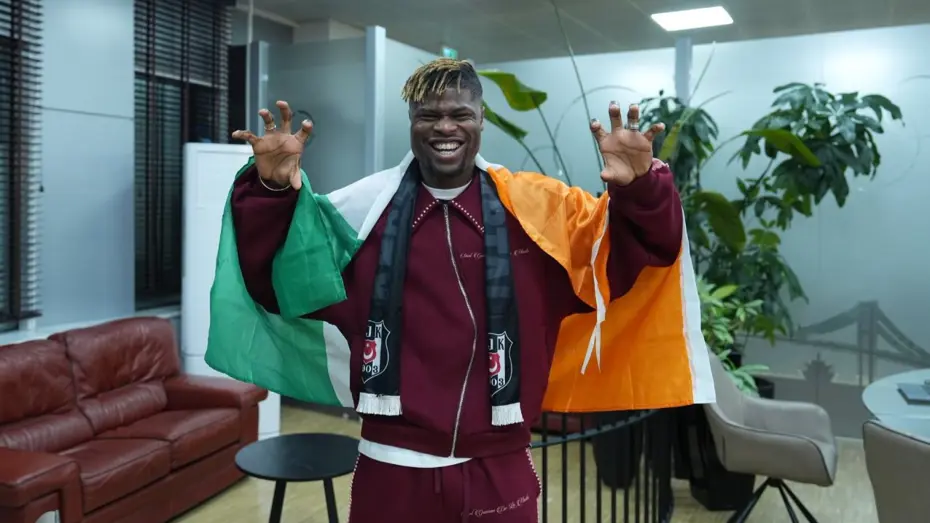 Ve Beşiktaş yeni transferi gece 03.00'te KAP'a bildirdi! Emmanuel Agbadou, İstanbul'da - 2