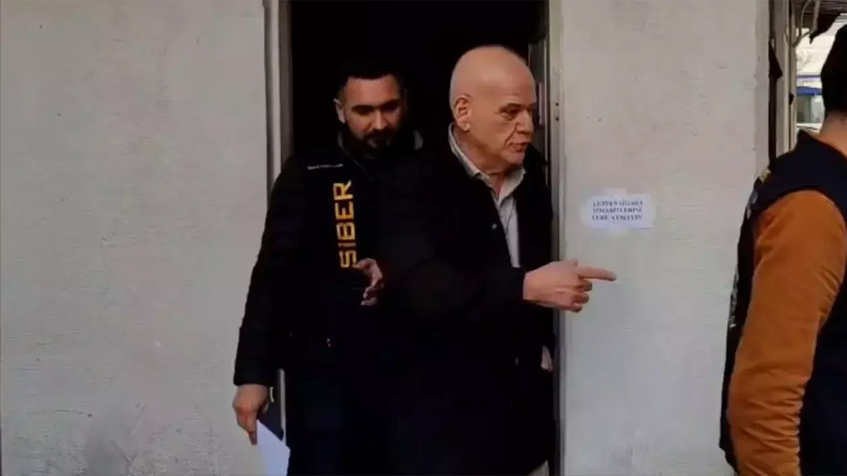 Ahmet Çakar hastaneye kaldırıldı