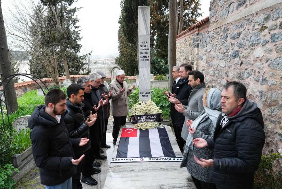 Beşiktaş'tan 'Şeref'li Hareket: Kurucuyu Andılar, Belki Şans Gelir!