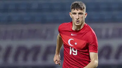 Galatasaray yerli transferinde sona yaklaştı: Oyuncu hazır, kulübüyle son aşama Galatasaray yerli transferinde sona yaklaştı: Oyuncu hazır, kulübüyle son aşama