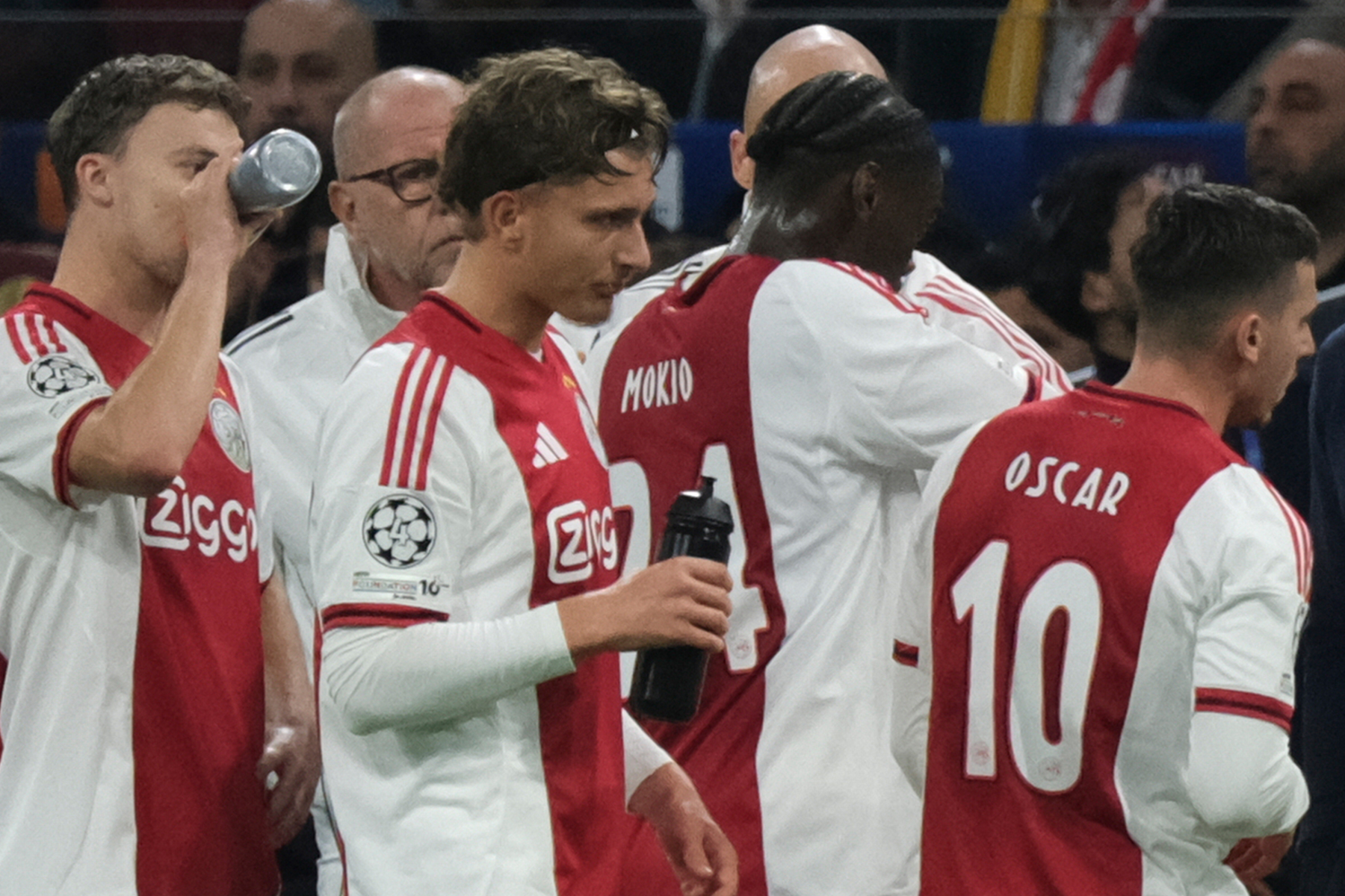 Ajax'ta düşüş devam ediyor: Ligde bir puan kaybı daha