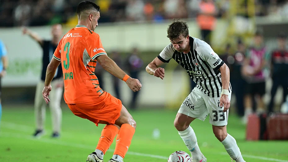 Beşiktaş'ın serisi Alanya'da bitti: Yeni sezonun ilk yenilgisi - 1