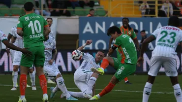 Alanyaspor galibiyet hasretine evinde son verdi