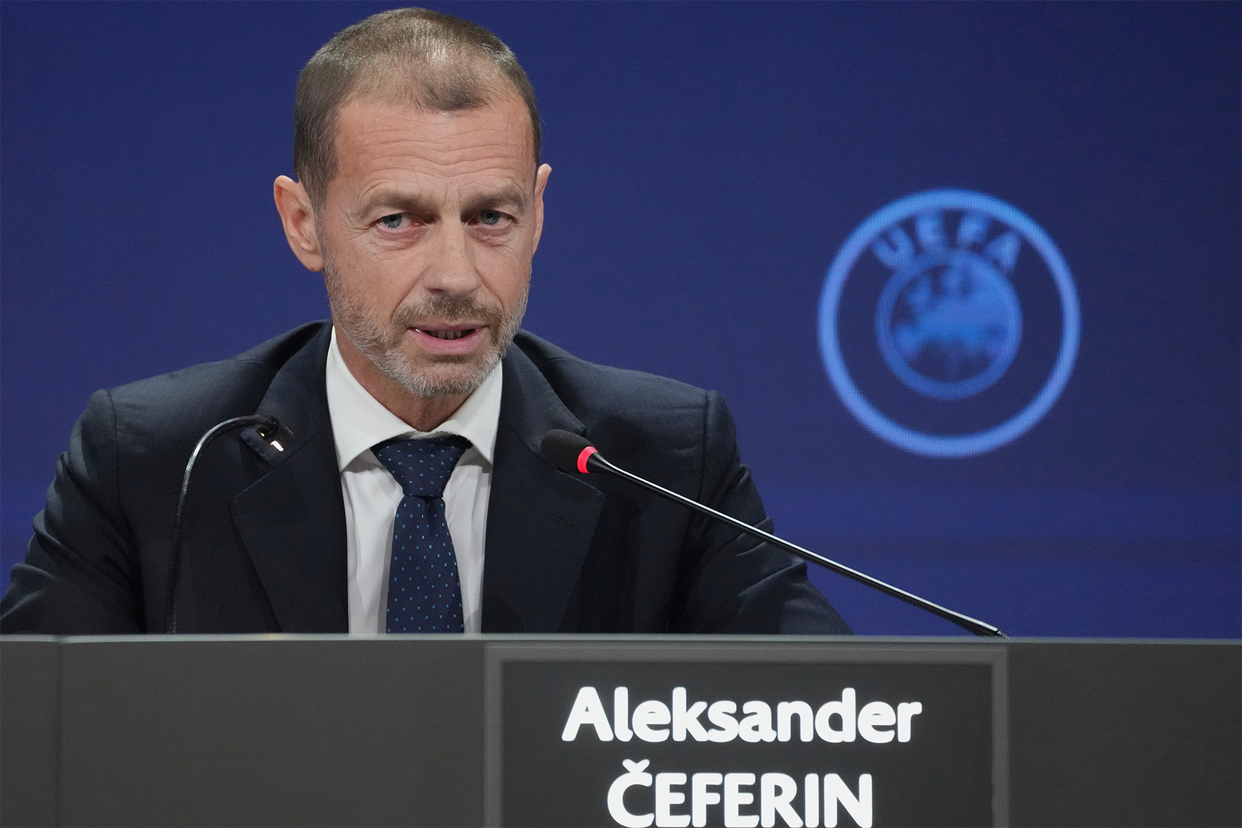 Ceferin'den Avrupa Süper Ligi açıklaması: "UEFA, 12 kulüp için turnuva düzenlemeyecek"