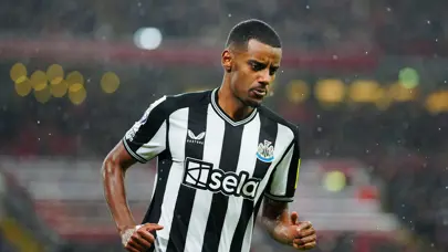 Avrupa devlerinin transfer listesindeki Alexander Isak için flaş gelişme