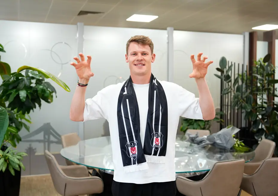 SON DAKİKA | Beşiktaş'ın yeni kalecisi Alexander Nübel, İstanbul'da - 2