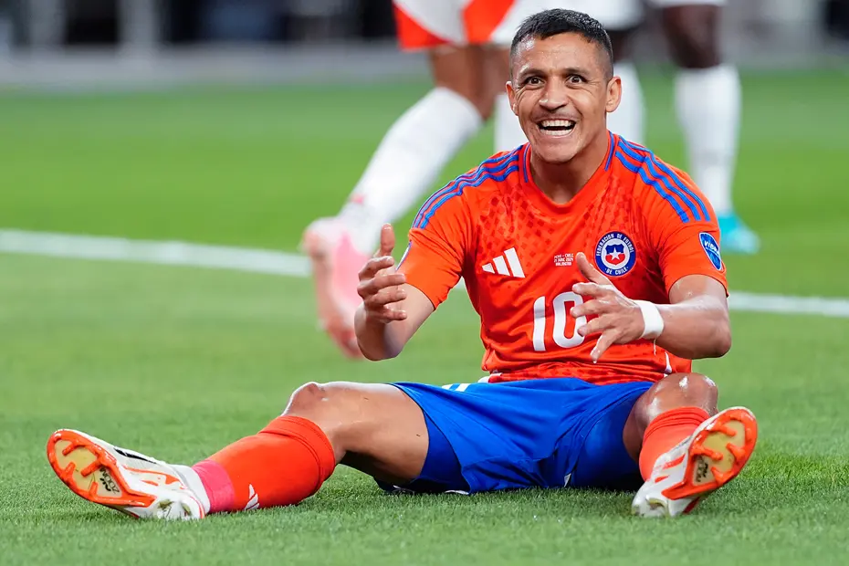 Alexis Sanchez'den gece yarısı olay paylaşım: Transfer ateşini yaktı - 4 Alexis Sanchez'den gece yarısı olay paylaşım: Transfer ateşini yaktı - 4