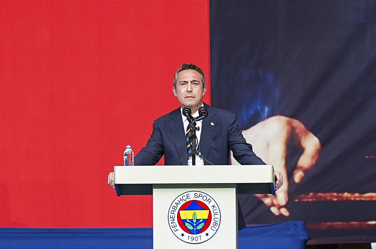 Ali Koç'tan Seçim Öncesi Hem İddia Hem Rica: "Biz Kazanırız da, Siz Bi' Zahmet Sandığa Gelin!"