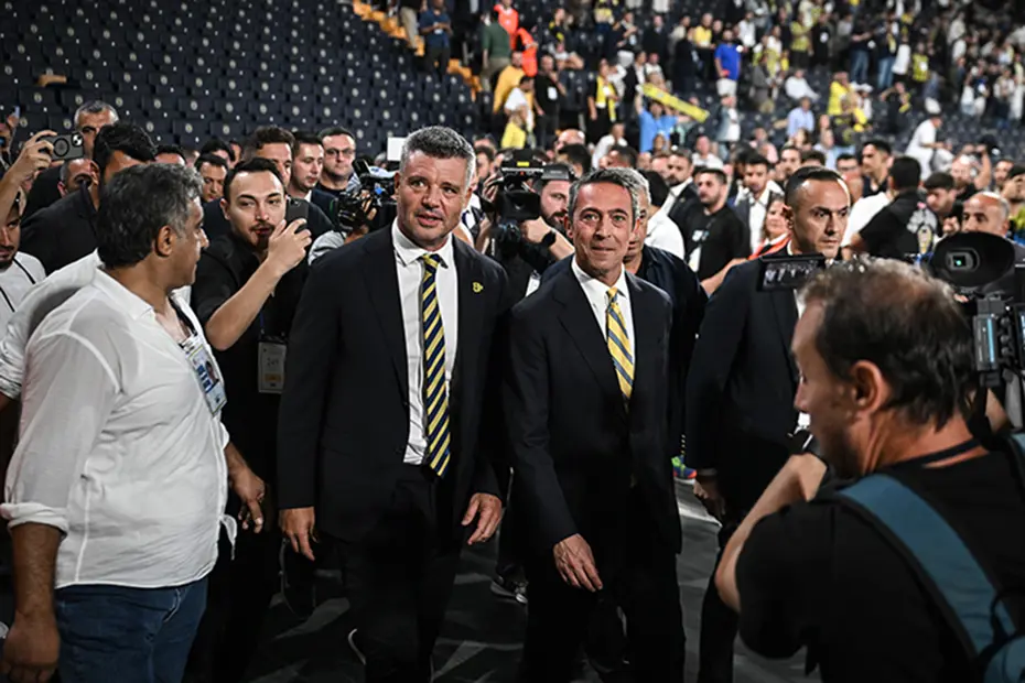 Fenerbahçe'de seçim zamanı: Kongrede ilk gün sona erdi - 4