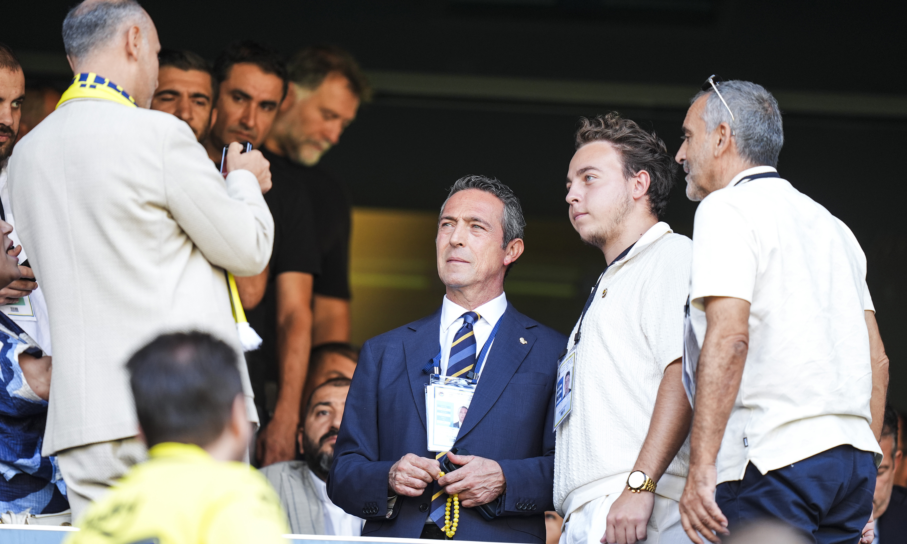 Fenerbahçe'de Ali Koç'a Gayrimenkul Kilitlendi: Üyelerden 'İstifa' Resitali!